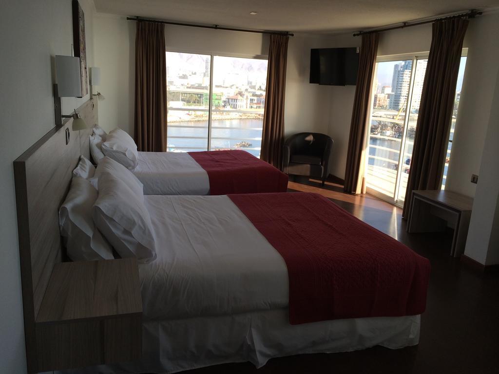 Hotel Marina Antofagasta Ruang foto